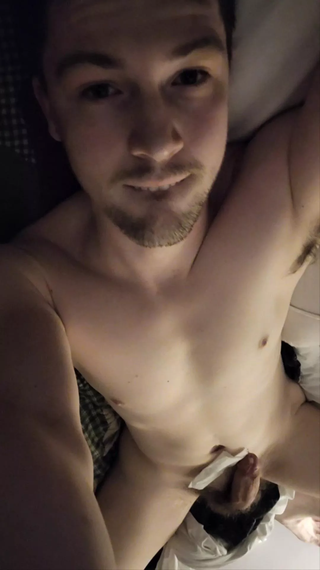 Hi :) There's an empty spot on this bed if you wanna join