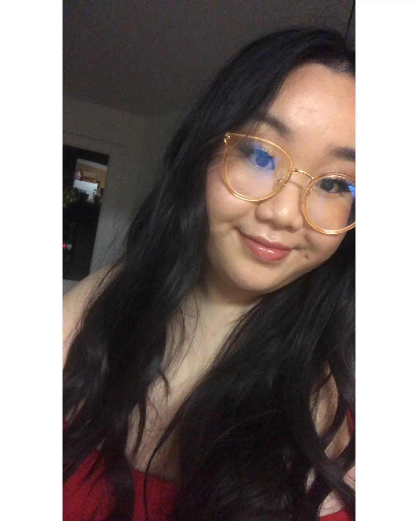 Hi 😗