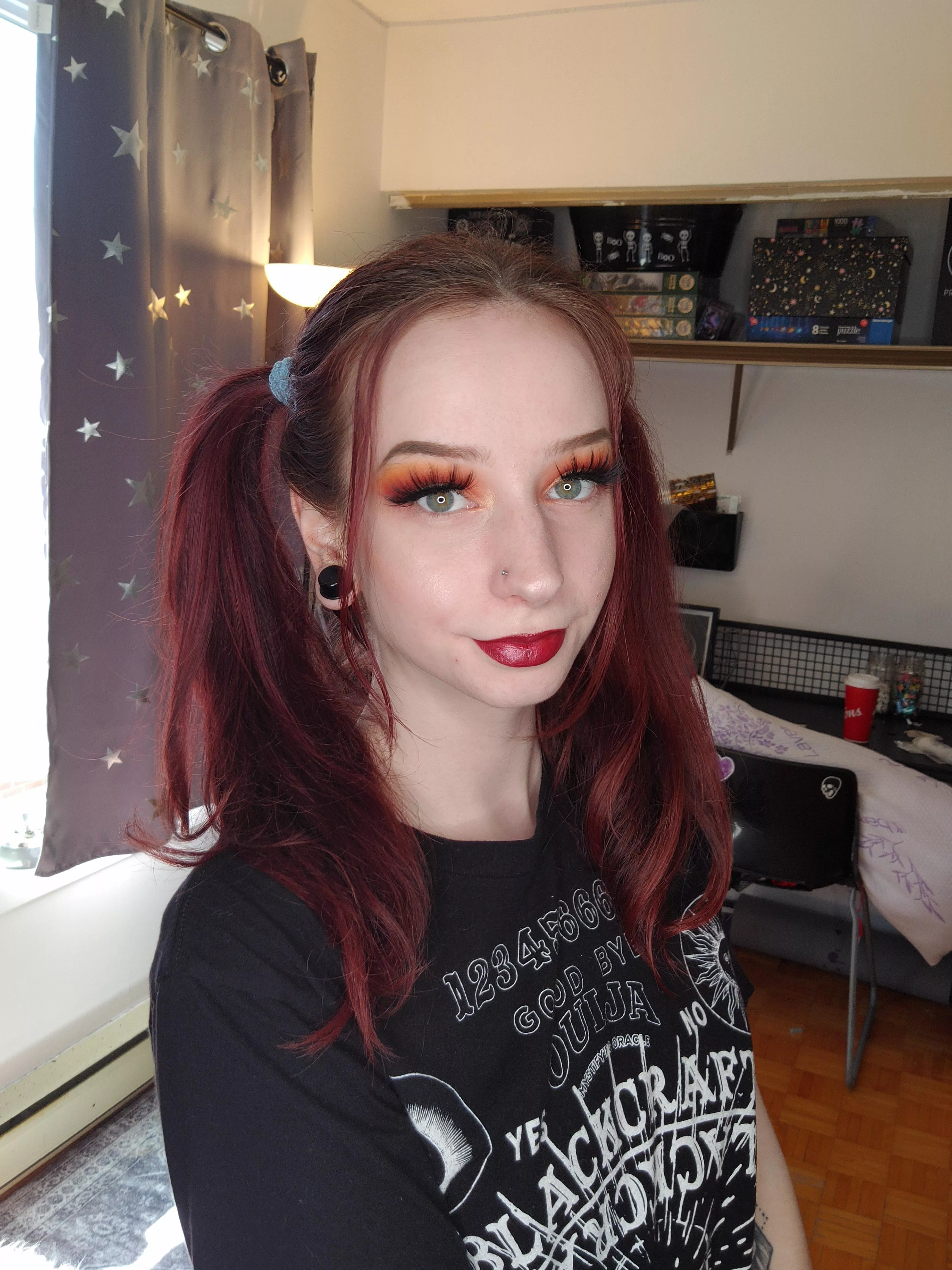 Hiii 🖤