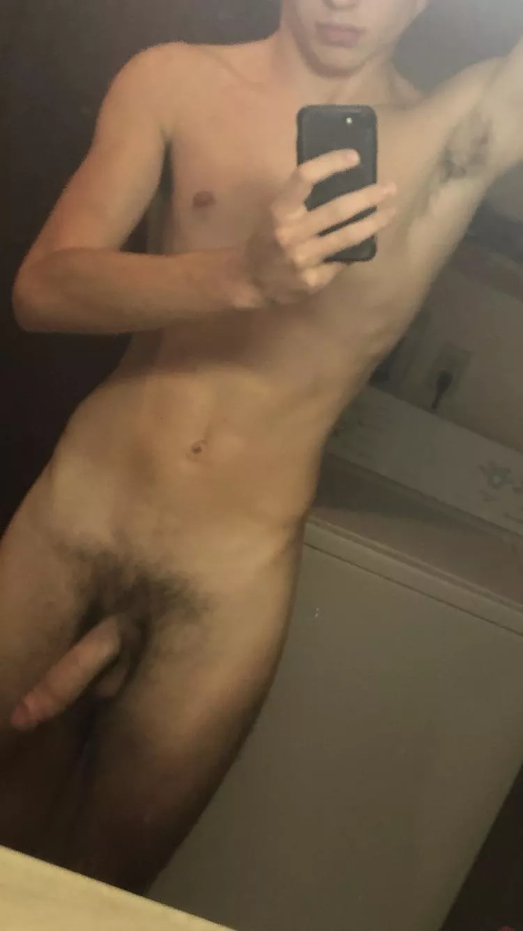 Hmu I’m all yours