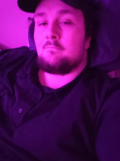 honestly needing someone to cuddle with daddy right now