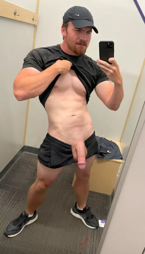 Hope somebody walks in on me😈