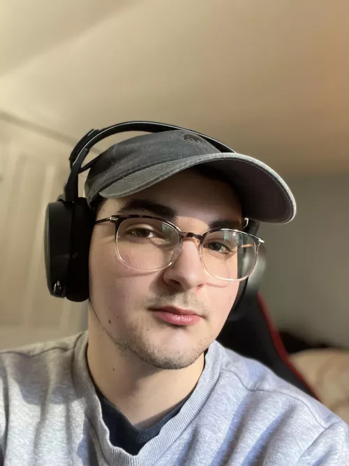 Hope you all had an amazing Tuesday! Hope all of your gaming ventures go well tonight! ☺️💙