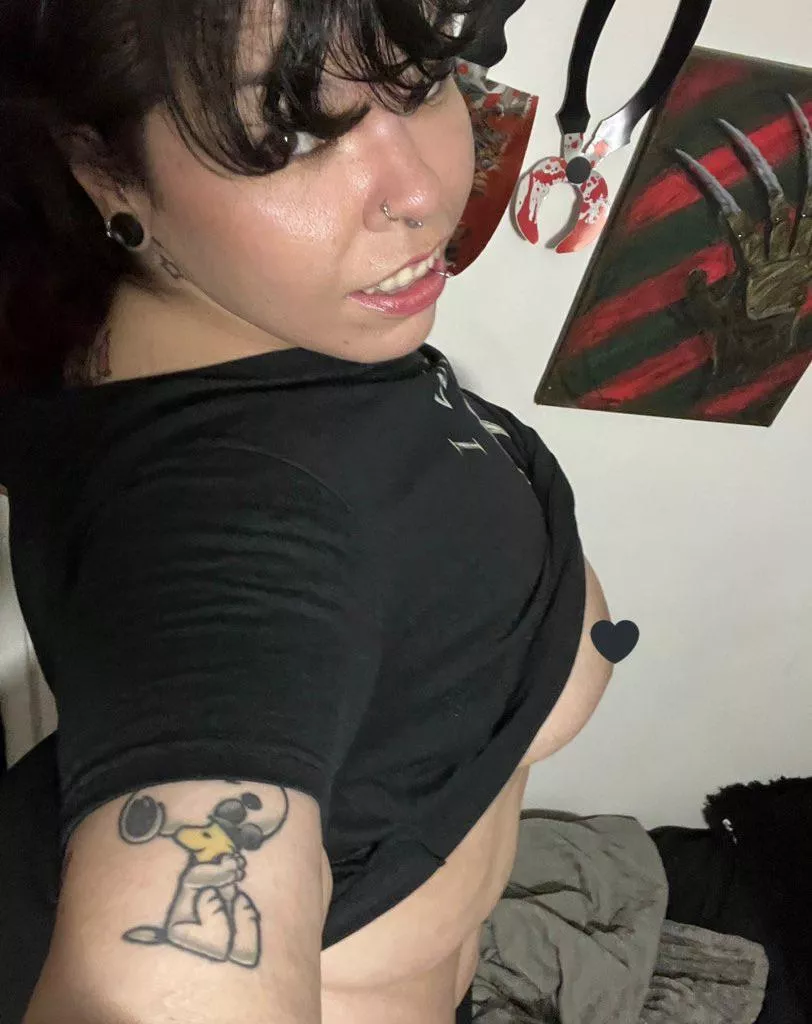 Horror fan