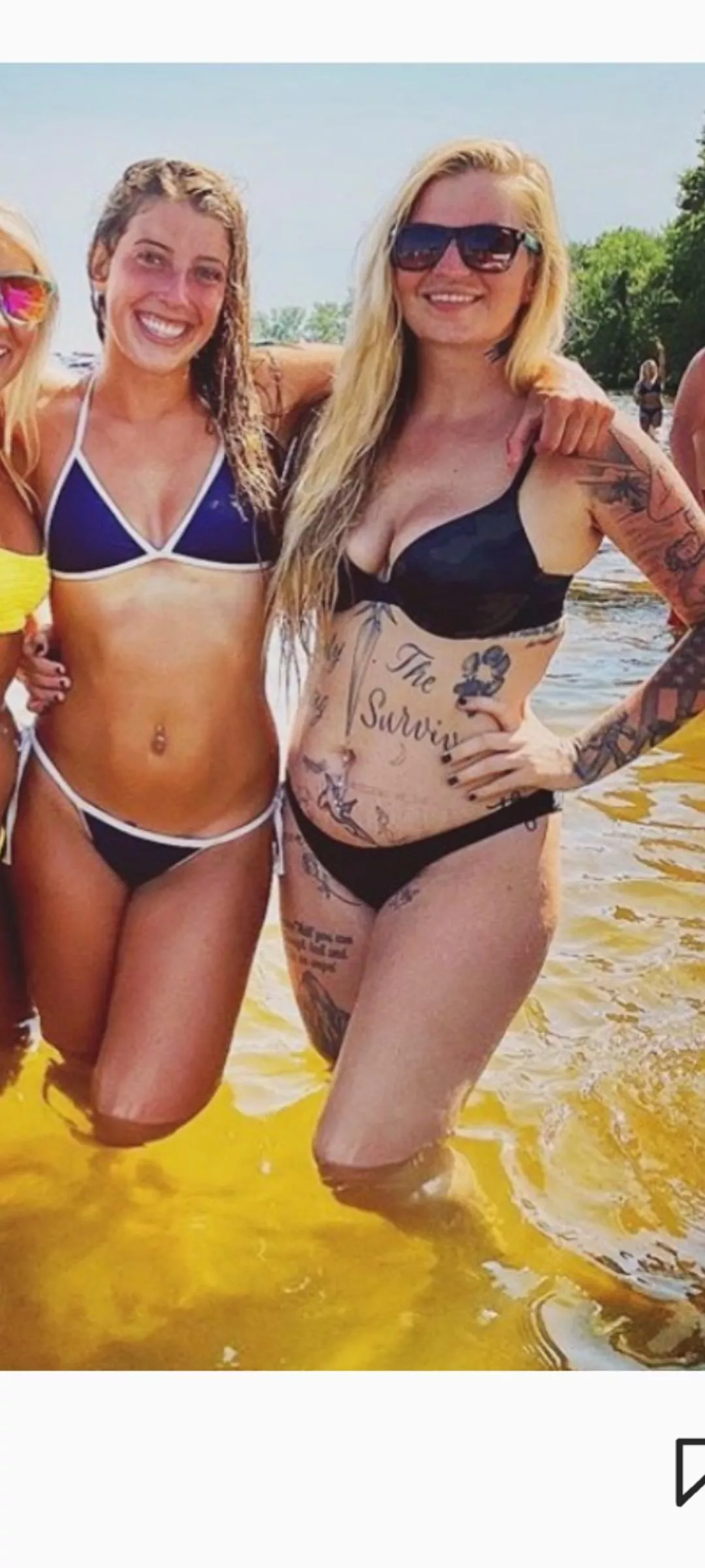 hot blondes