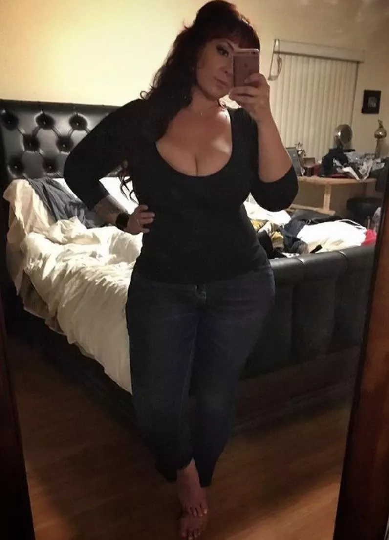 Hot mom