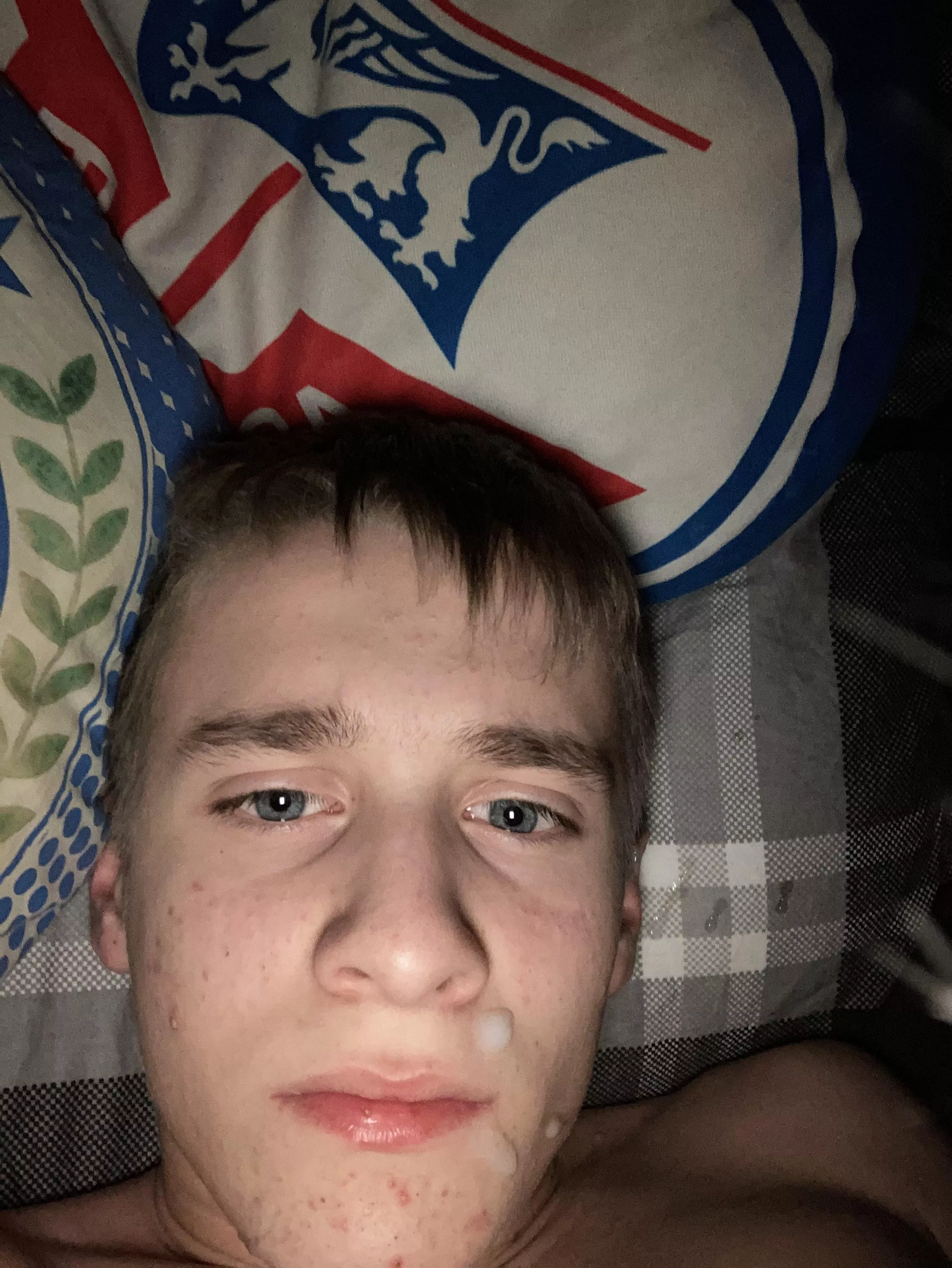 Hot or cute?🤝