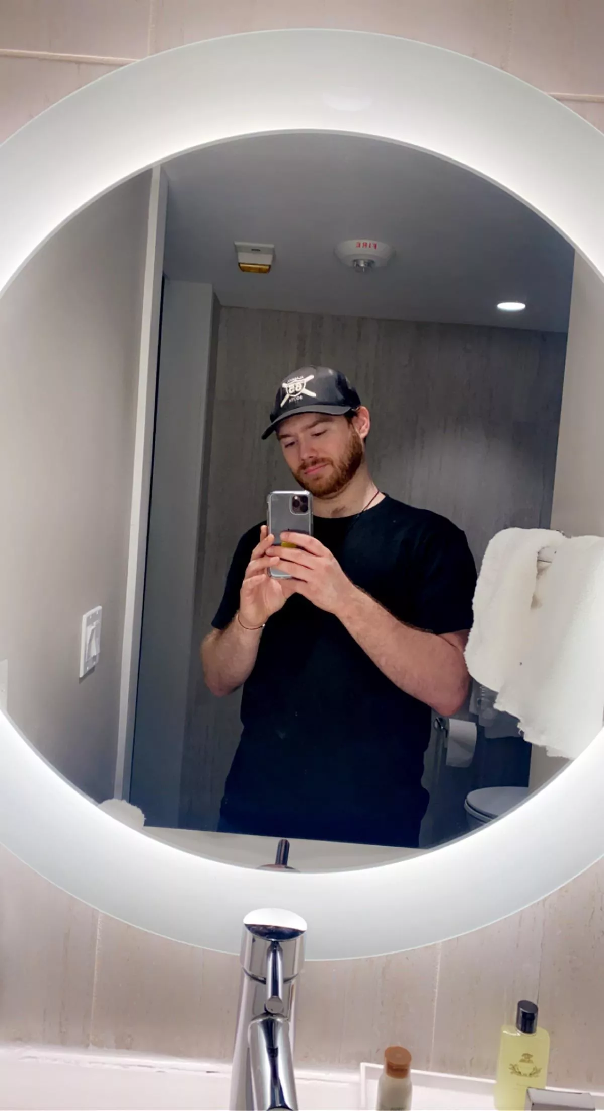 Hotel selfie!