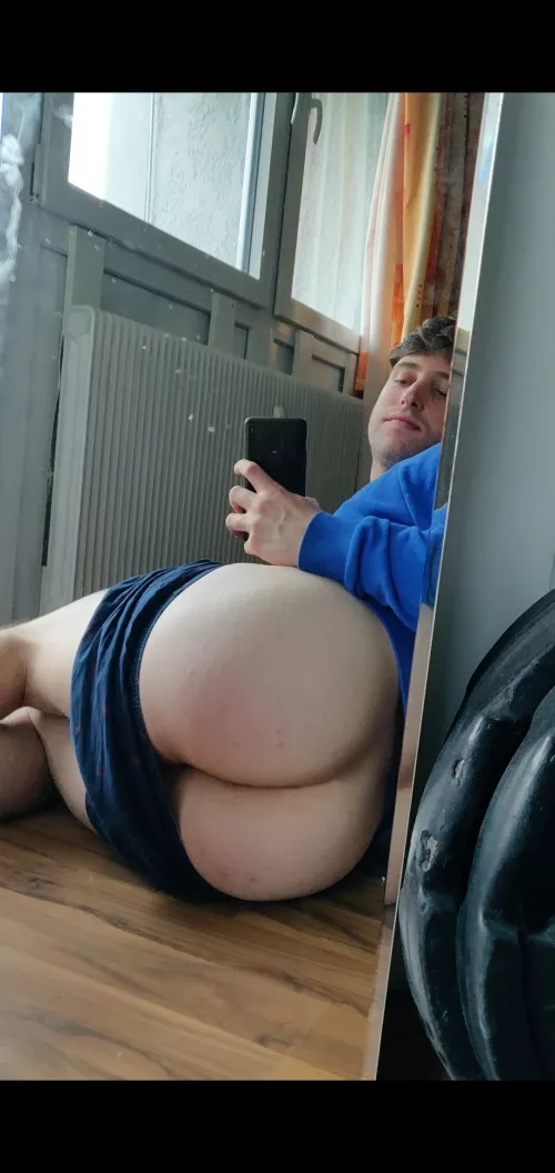 How do I look from behind?