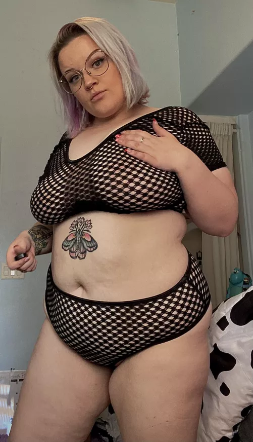 How does my outfit look? 😅