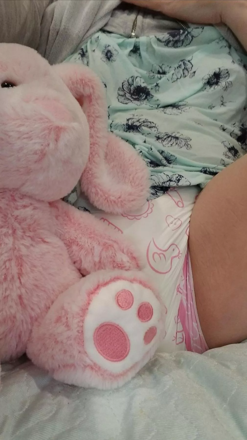 How many people here will be friendly and say Hi to Pinky??