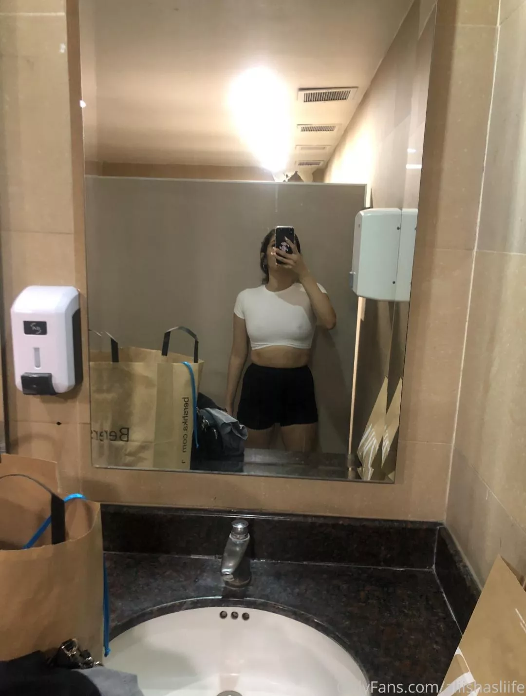 https://onlyfans.com/aliishasliife