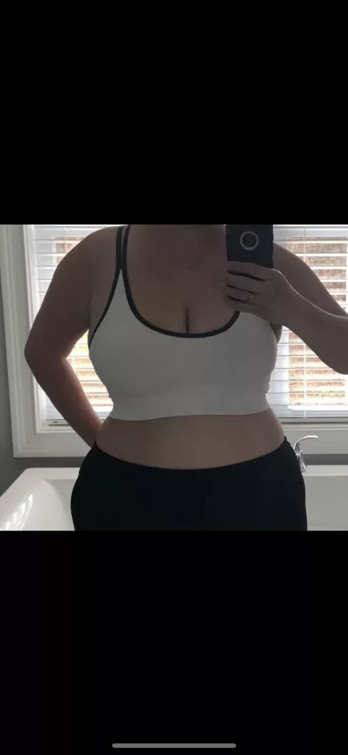 Hubby thought you guys might like me.