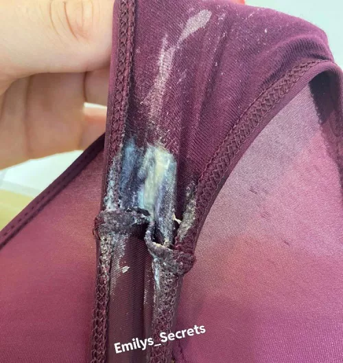 I always get messy after playing… 💦