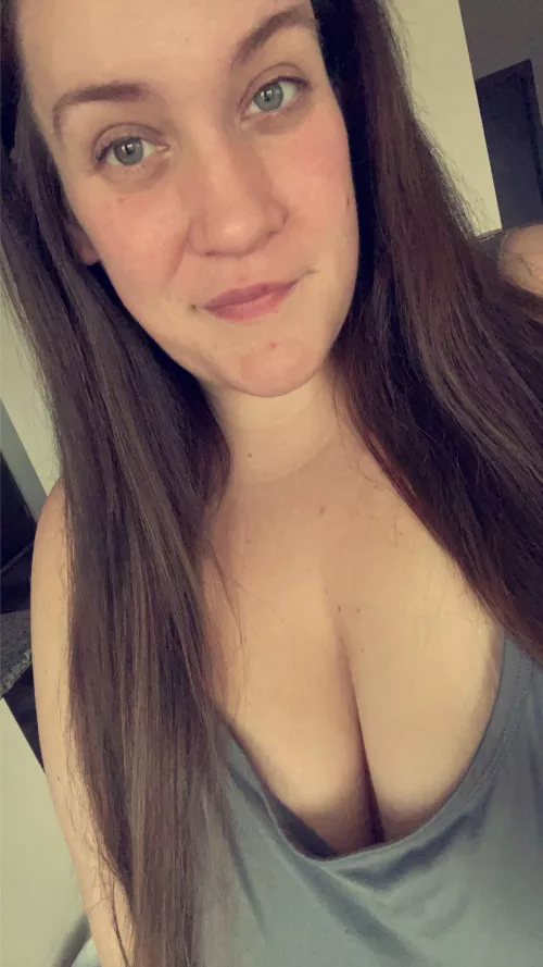 I always look so awkward when I’m trying to be cute 🥺