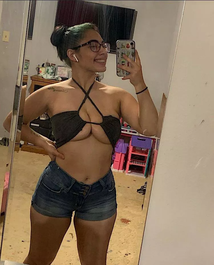 I am thinking about starting an only fans later this month. I am a proud single mother of a beautiful girl. Iβm 18 and fully Mexican. Thank you π I am thinking about starting an only fans later this month. I am a proud single mother of a beautiful girl. Iβm 18 and fully Mexican. Thank you π