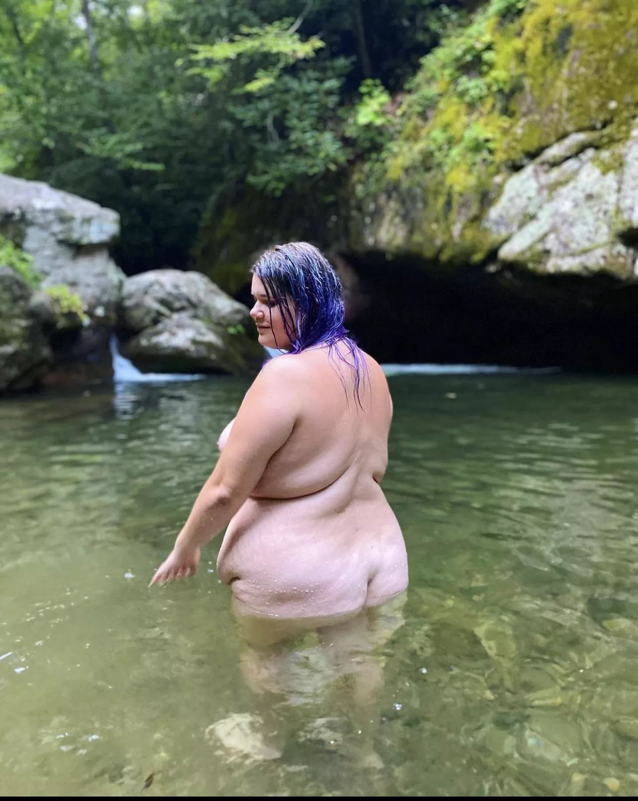 I can’t wait until it’s warm enough to skinny dip in my favorite swim spot 😁