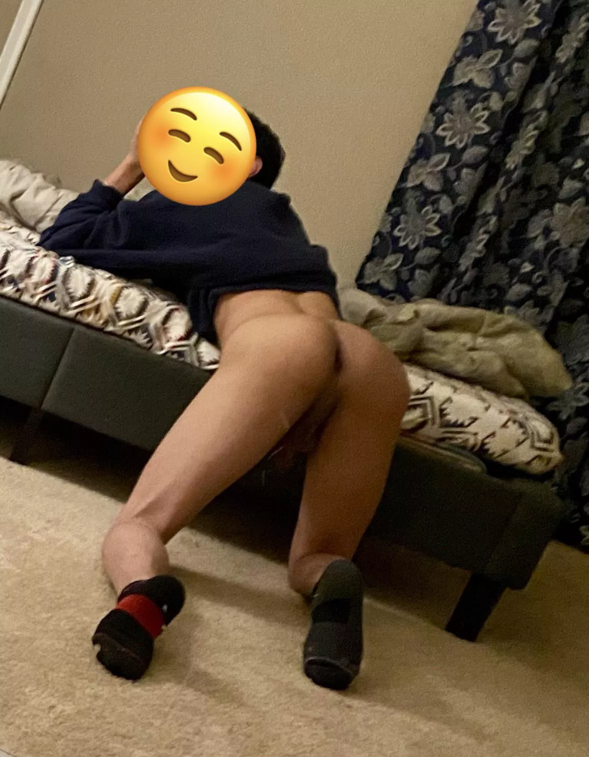 I couldn’t find matching socks :(