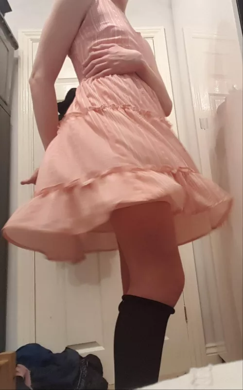 I did a spin with the dress, what do you guys and gals think?😁