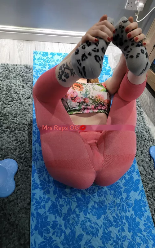 I do love happy baby pose