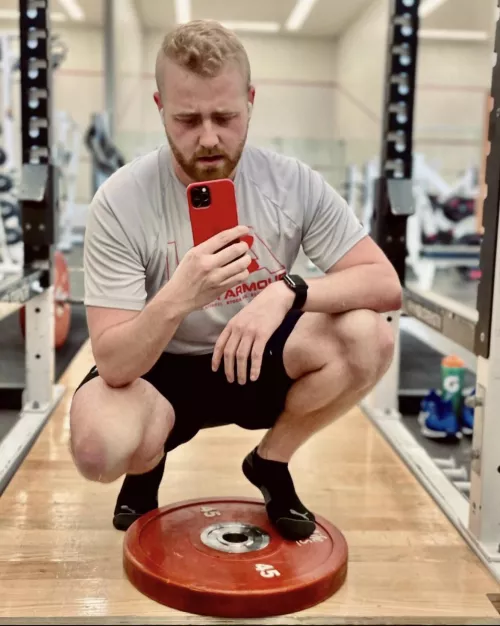 i do my best leveling up at the gym. 😜🏋🏼‍♂️