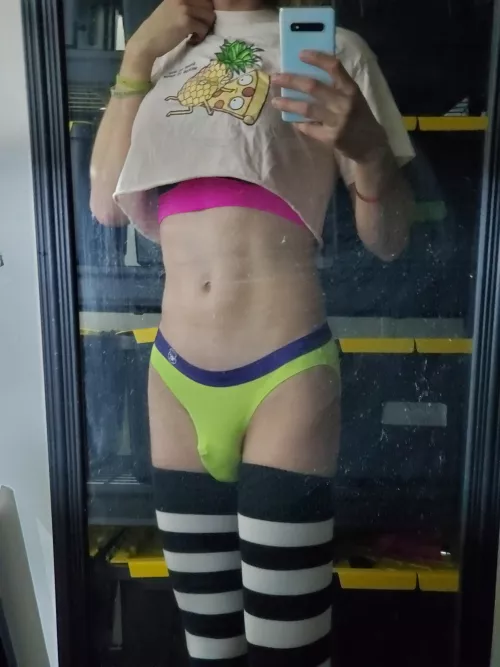 i feel super sexy and cute 😍