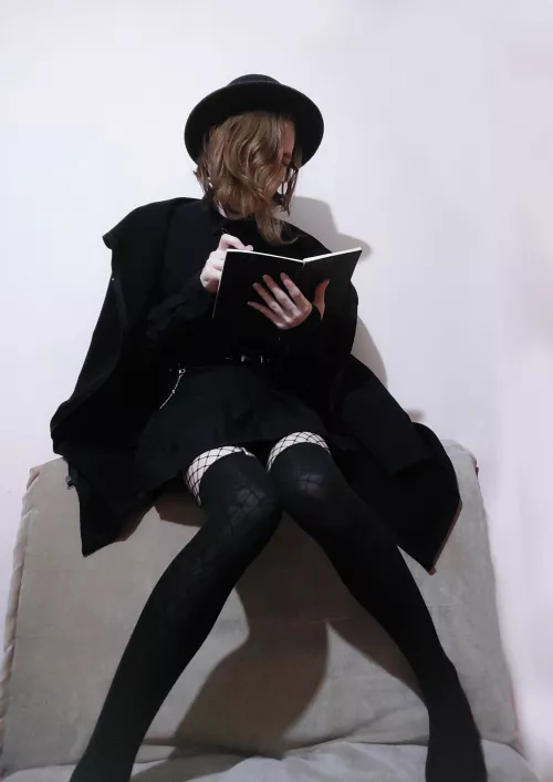 I finally became a witch uwu ♥ . Do you want me to cast some spells on you?🌟