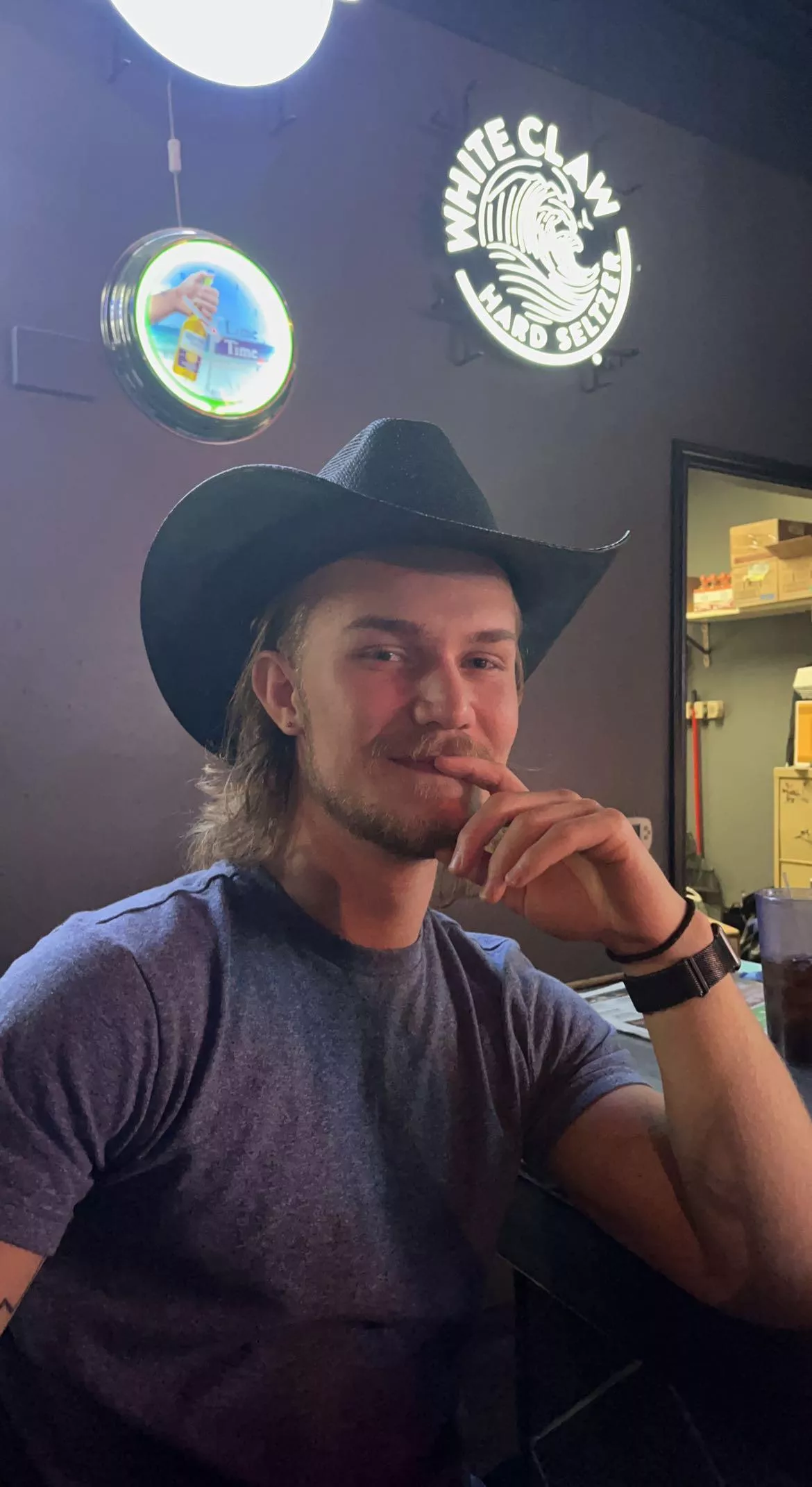 I found a cowboy hat 🤠