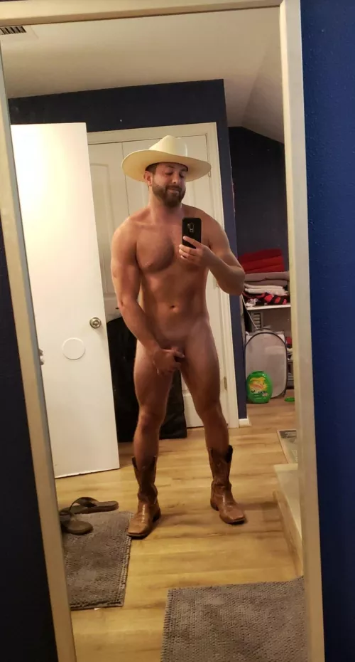 I got a new cowboy hat 🤠