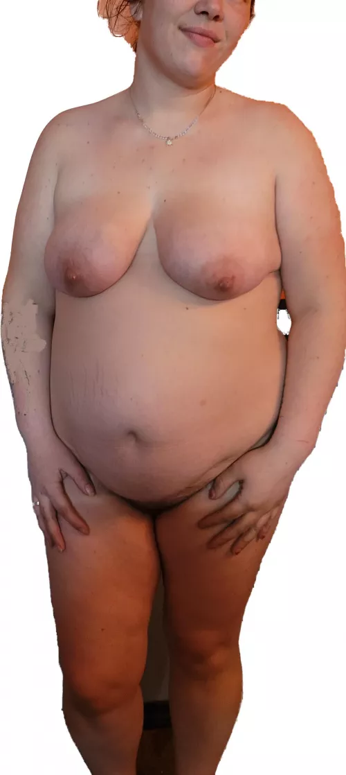 I got so much support on my last post I thought I should continue. 20 weeks in this picture still growing!