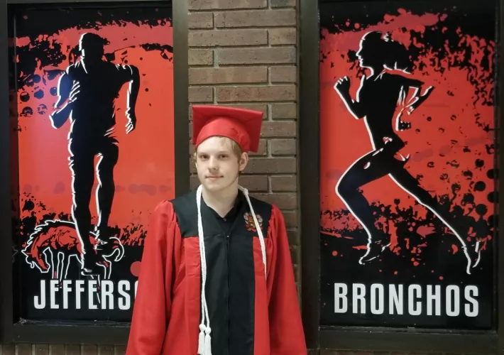 I graduated last night 👨‍🎓