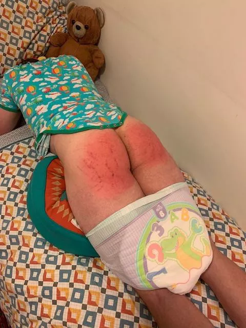 I guess bratting before bedtime is a bad idea 🙄