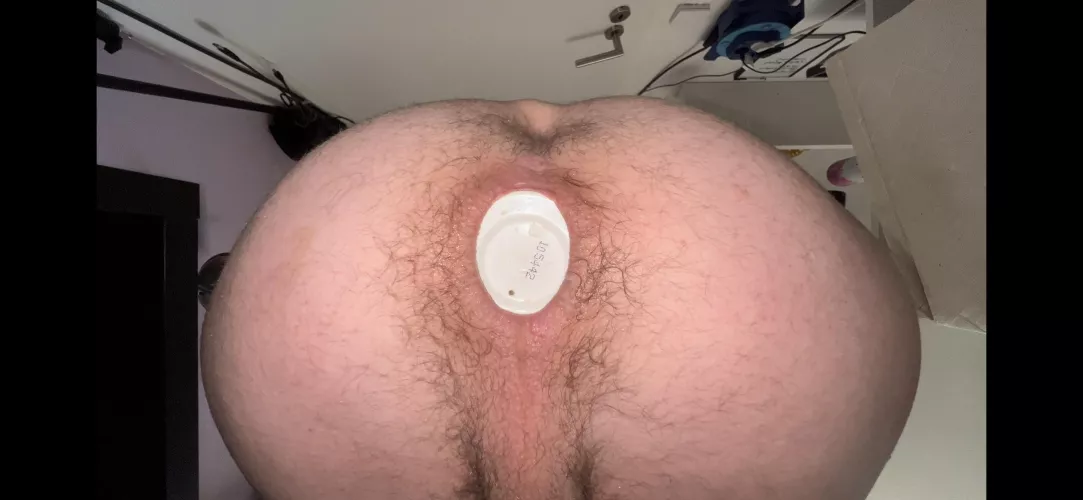 I guess I could fit some dicks 🧐