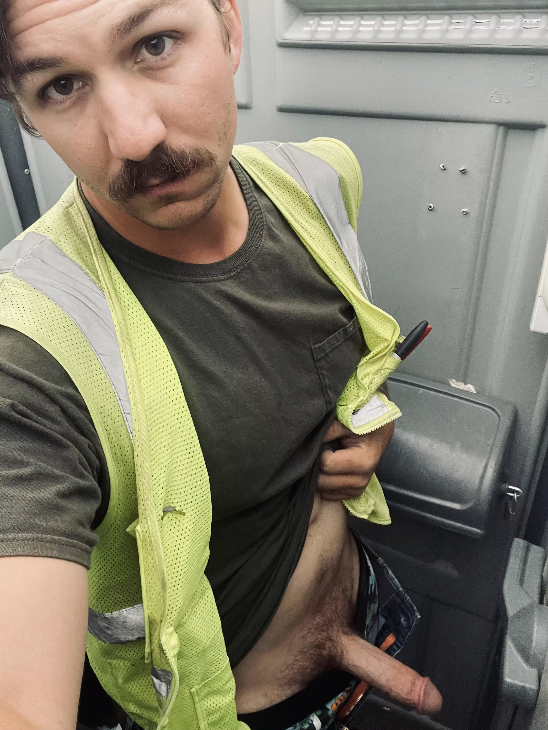 I hate being all worked up and ready to go, while at work 😤
