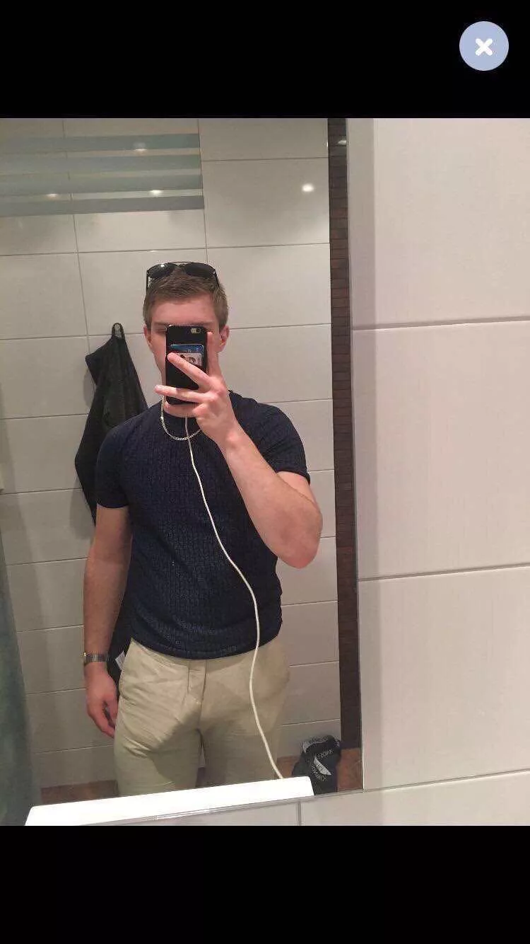I hate chinos.