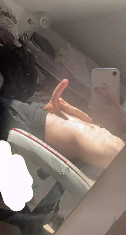 i hope the people sorting by new like my 18 year old dick ;)