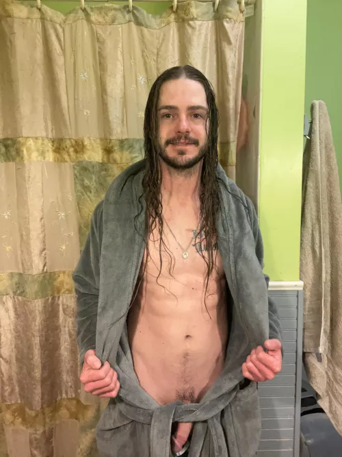 I just got clean… Now time for me to make you feel dirty 😈😈