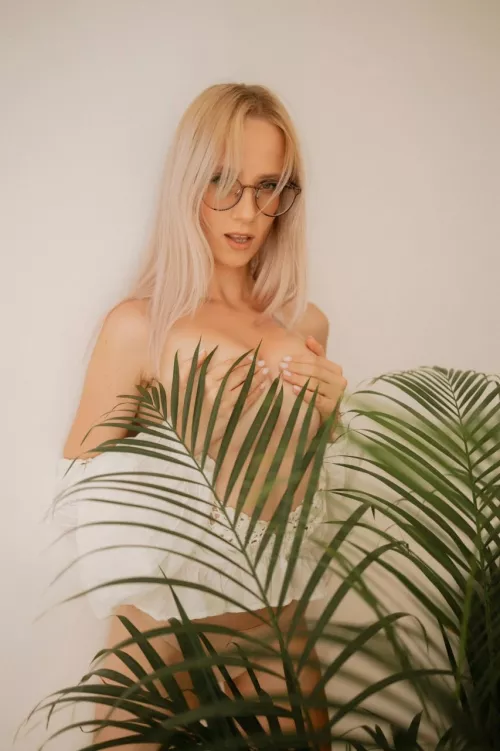 I know u always wanted to play with my boobies!