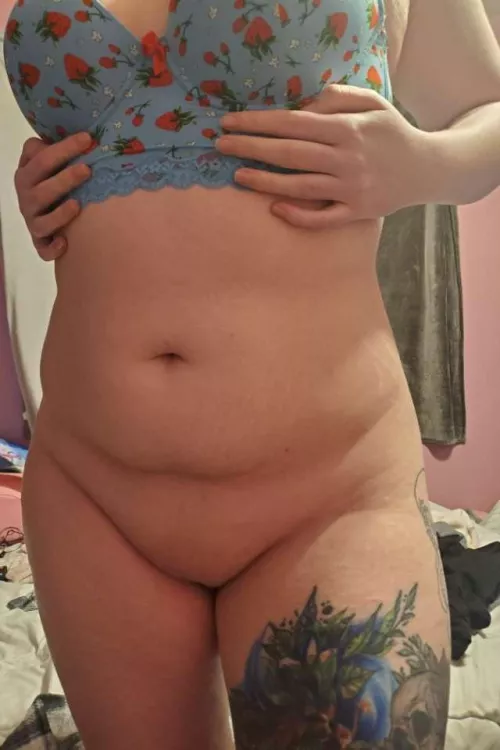 I lost the bottoms to my set. Oh well🤷‍♀️