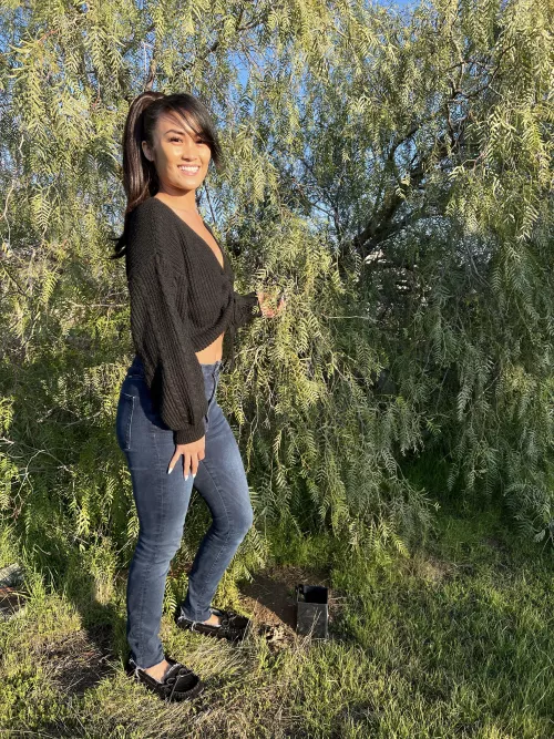 I love being a naughty and cute Asian 😈