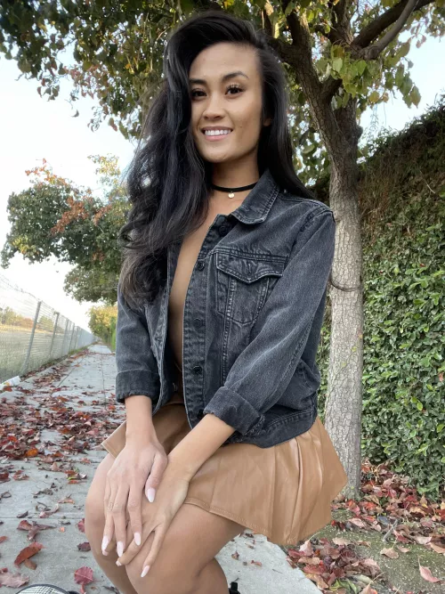 I love being a naughty and cute Asian 😈