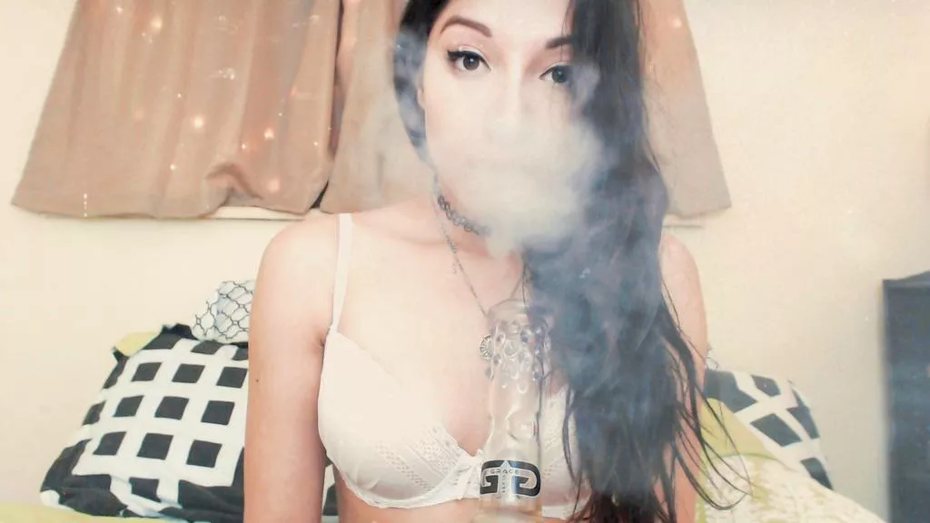 I love bongs.