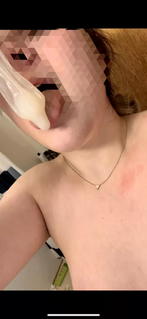 I love his cum inside me however it has to get there. Wrong time of the month for a creampie 😉