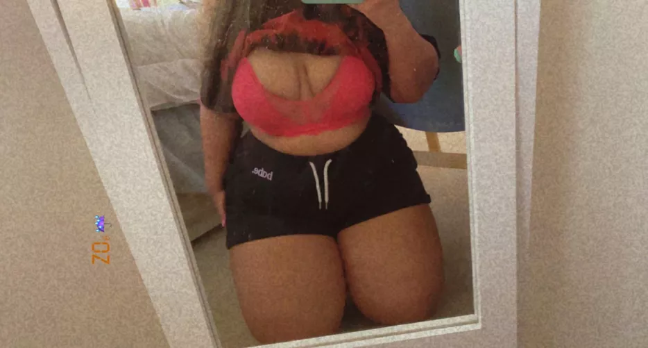 I love my thighs 💗