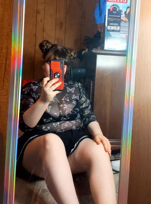 I love pleated skirts 💖