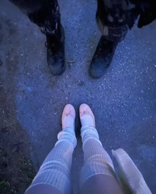 I love the contrast between me and a man💋😻❤️