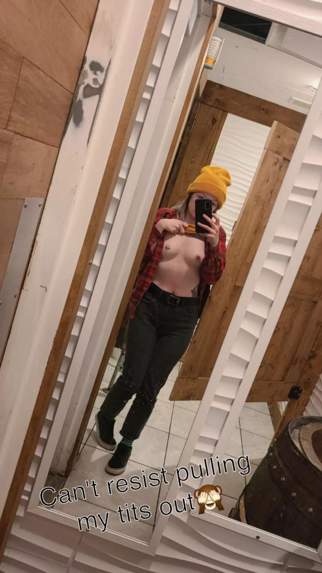 I make a bad habit of getting drunk and taking my clothes off in the bar bathroom🙈
