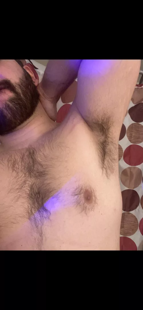 I need a shower 🚿 or a tongue 👅