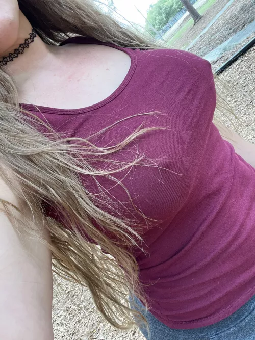 I never wear a bra! (F)👅