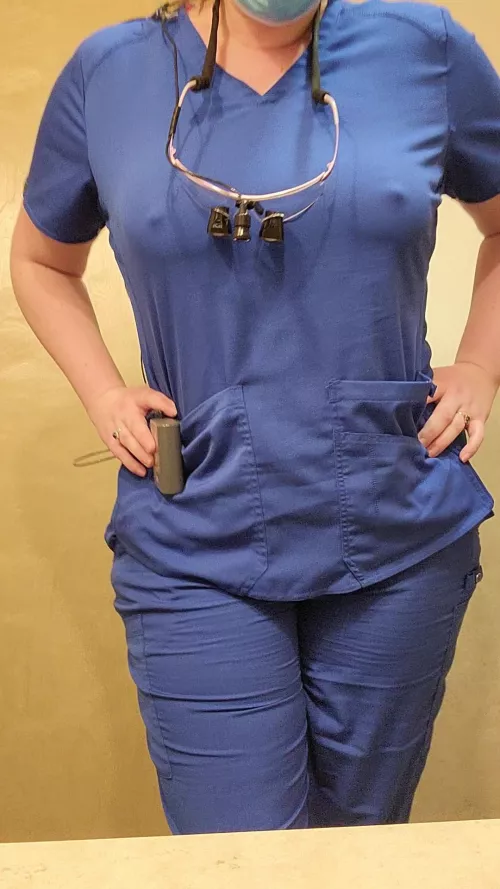 I think I'll leave my lab jacket off today 😷🪥🦷